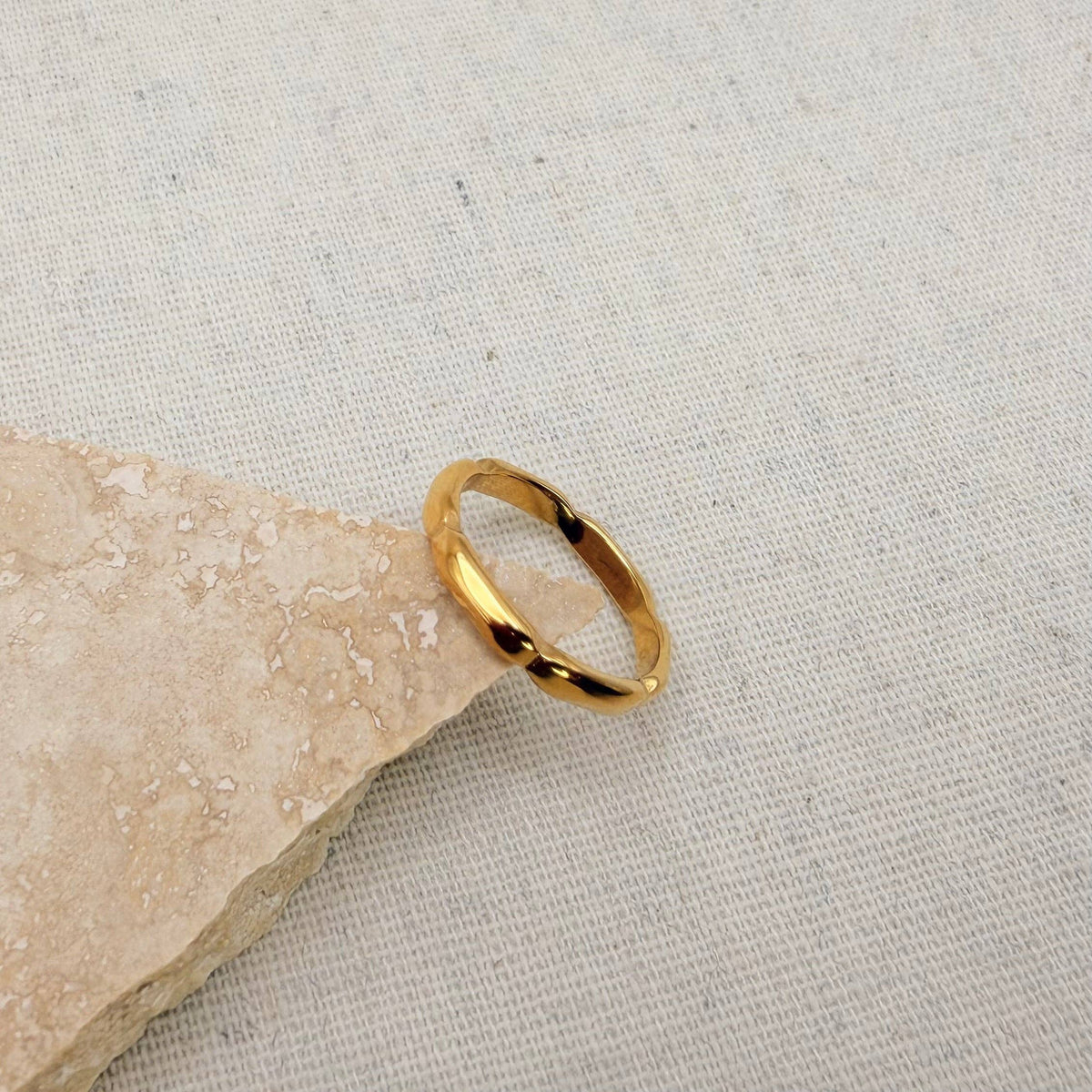 Gold Scallop Ring