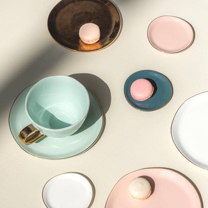 Small Gold Finished Plate in Old Pink