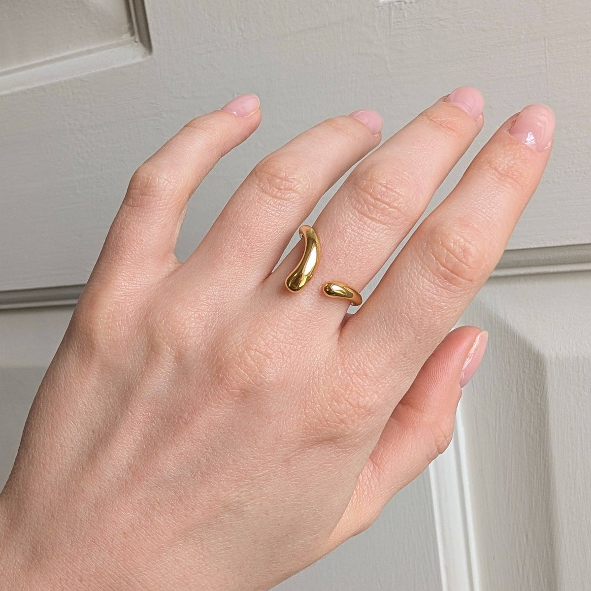 Gold Droplet Wishbone Ring
