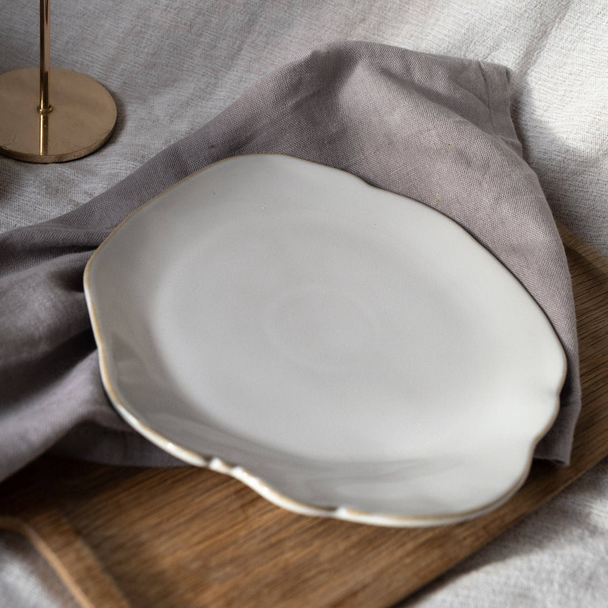 Eden Ceramic Side Plate in Oyster White